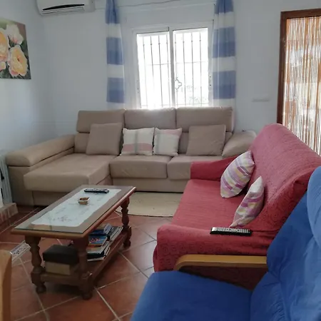 Casa Paqui Solo Familias O Parejas * كونيل ذي لا فرونتيرا